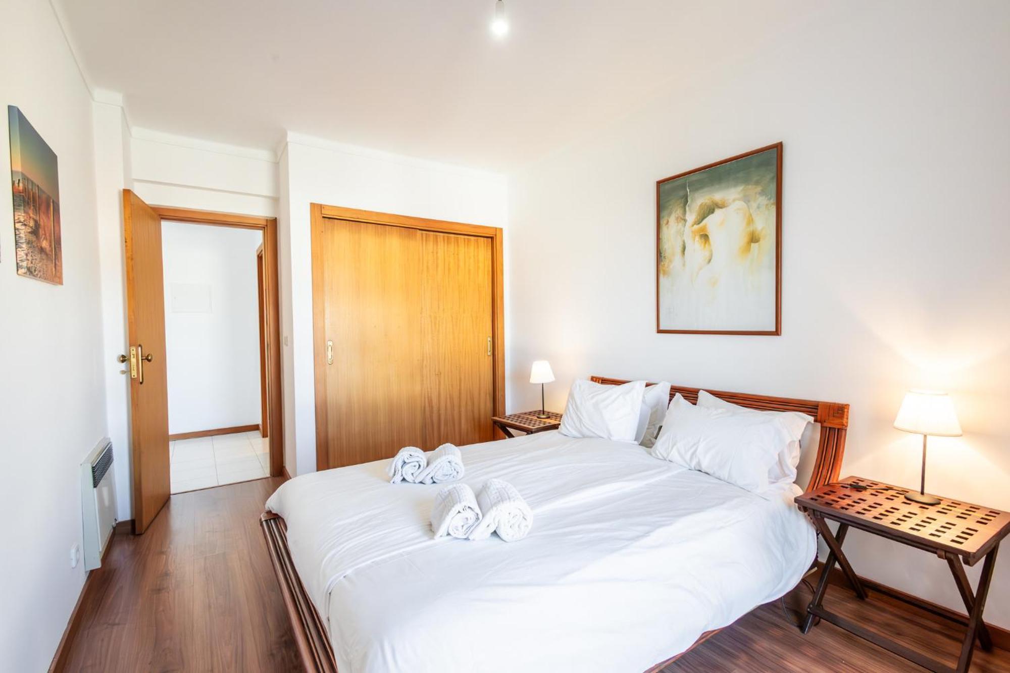Apartment Infante 1 - A Poucos Metros Da Baia *